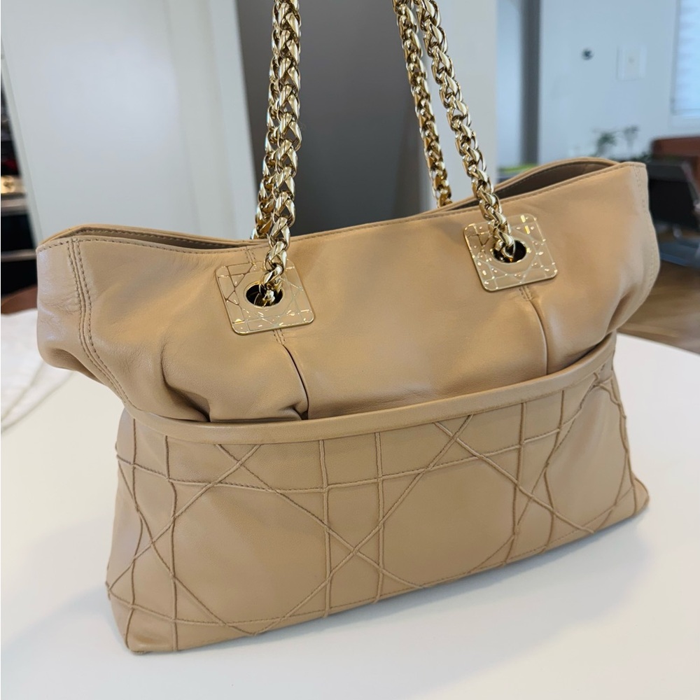 Christina Dior 
chain leather shoulder bag